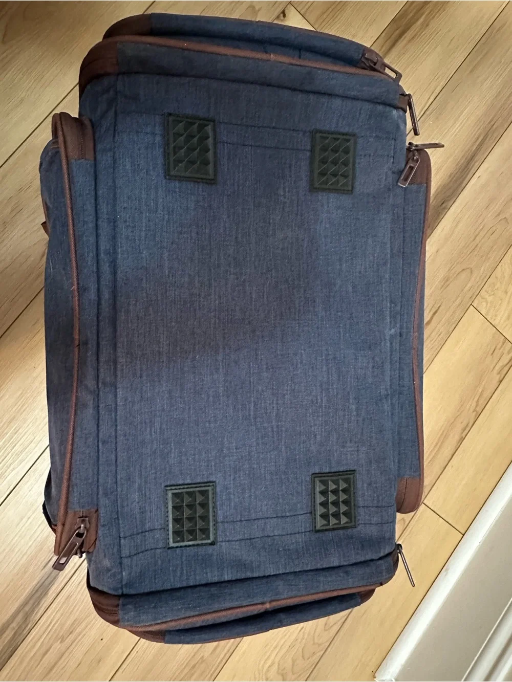 Classic Navy and Brown Soft-Sided Pet Carrier - Travel Tote